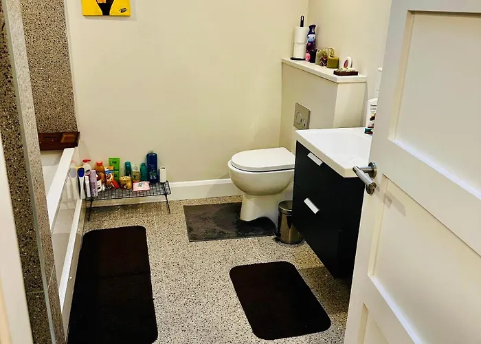 Pearl's * Dún Luáin